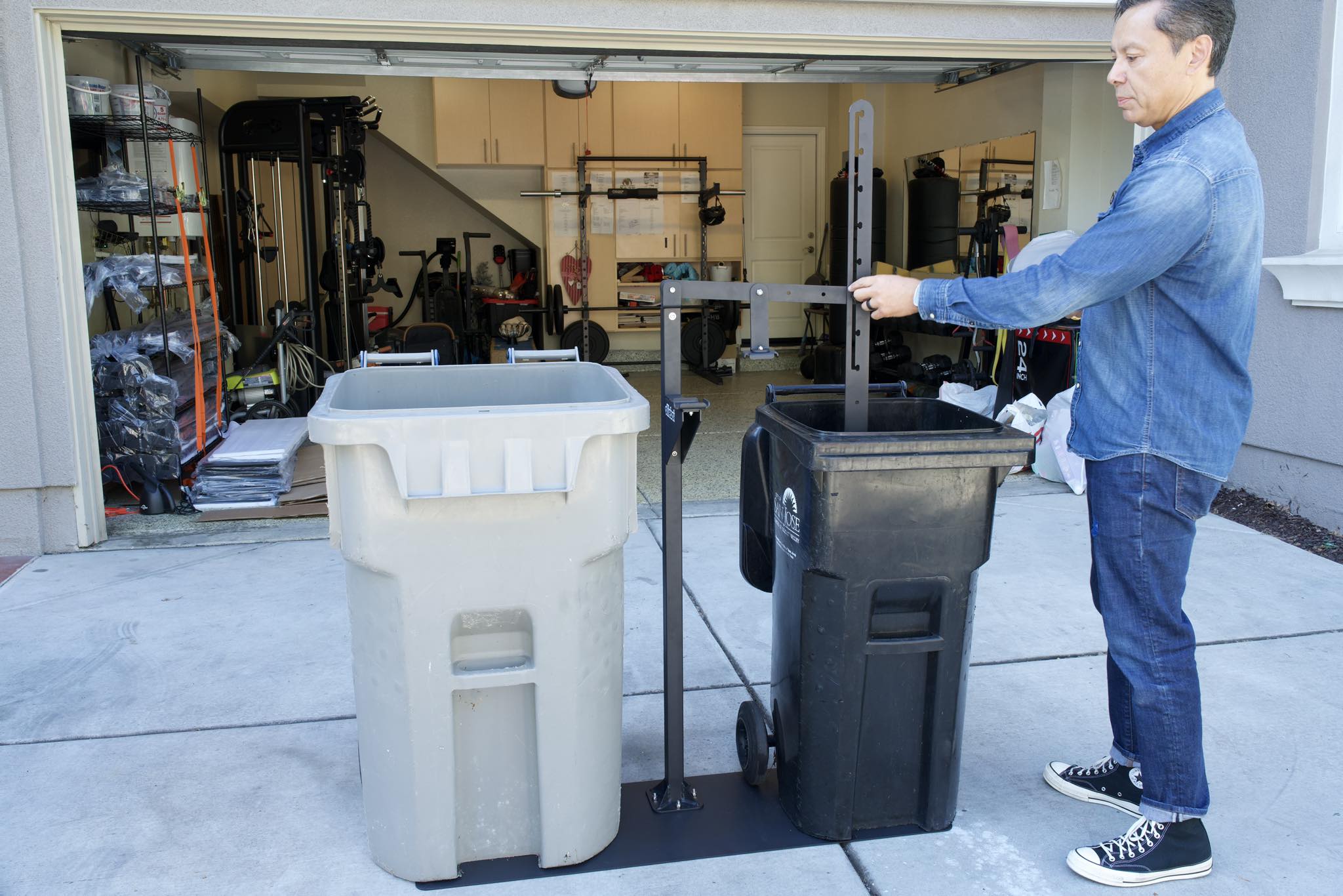 Manual Outdoor Trash and Aluminum Can Compactor: The Ultimate Eco-Frie ...