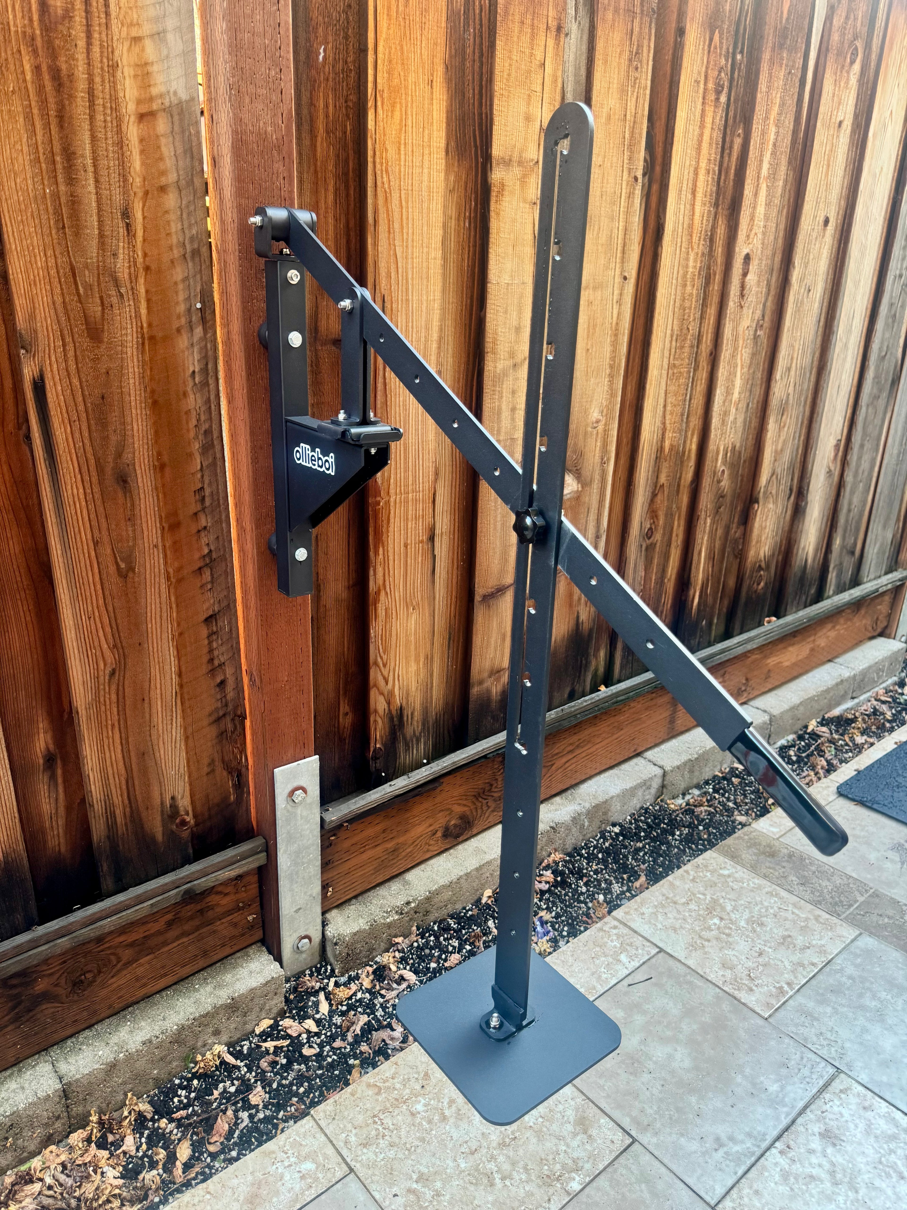 Wall-Mounted Manual Trash Compactor& Aluminum Can Crusher – Carbon Steel, Eco-Friendly, $79.99