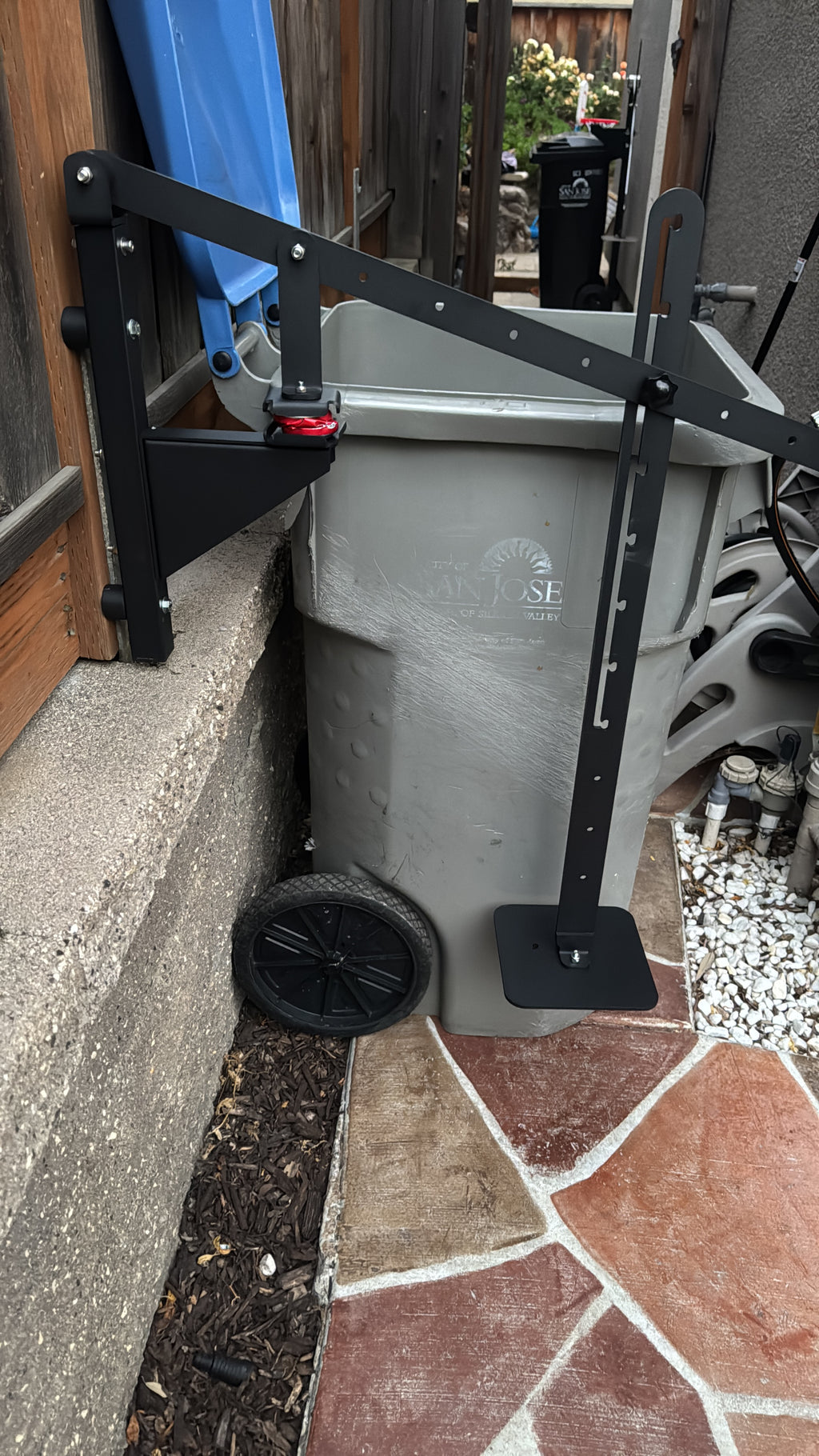 Wall-Mounted Manual Trash Compactor& Aluminum Can Crusher – Carbon Steel, Eco-Friendly, $79.99